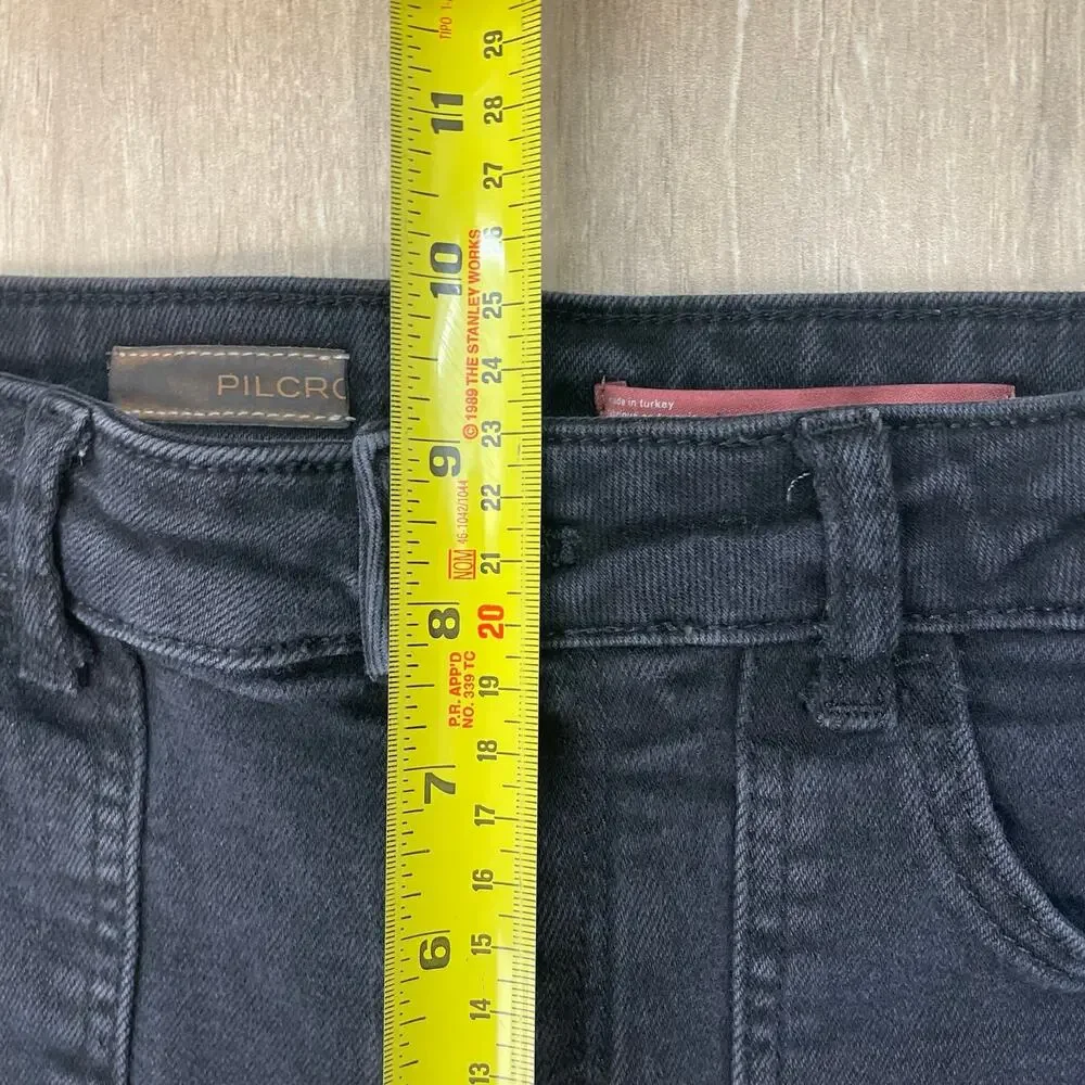 Pilcro The Icon Flare Jeans Women's 27 Black Mid Rise Patch Pocket Denim